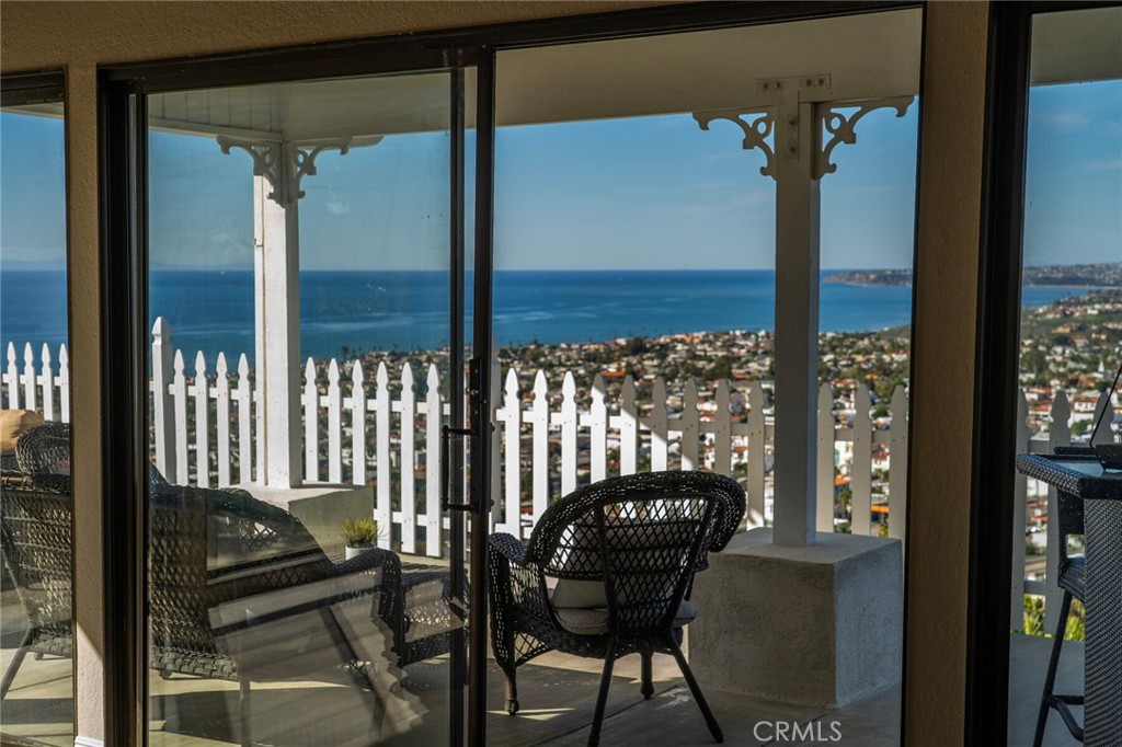 307 E Avenida Cordoba