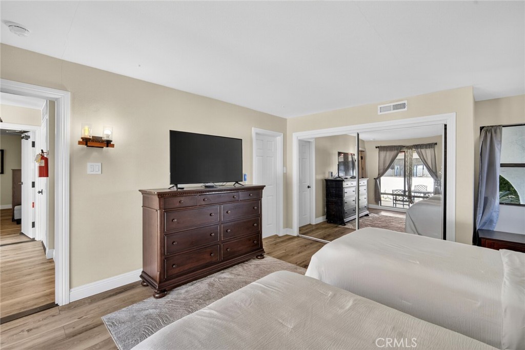 307 E Avenida Cordoba