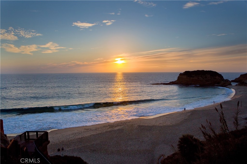 21 N Vista De La Luna