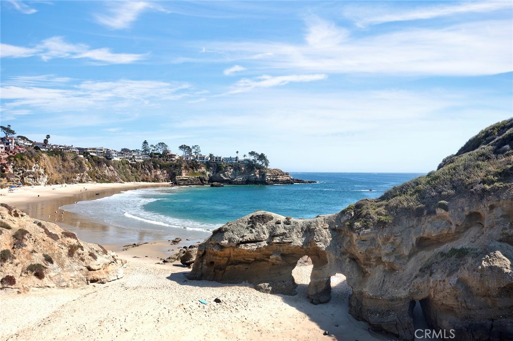 21 N Vista De La Luna