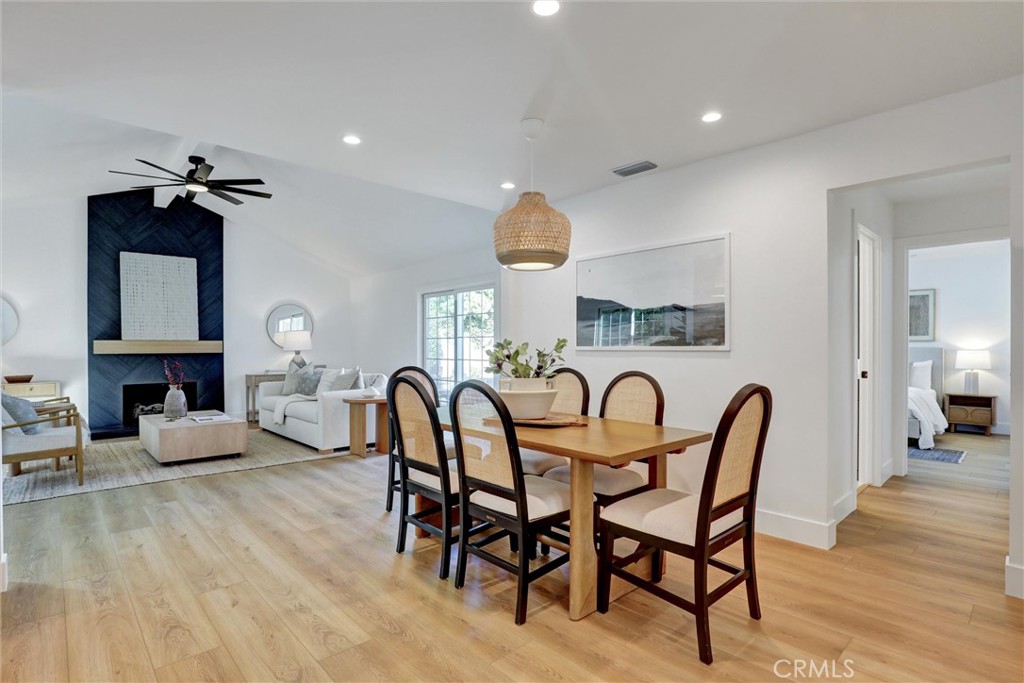 2046 Calvert