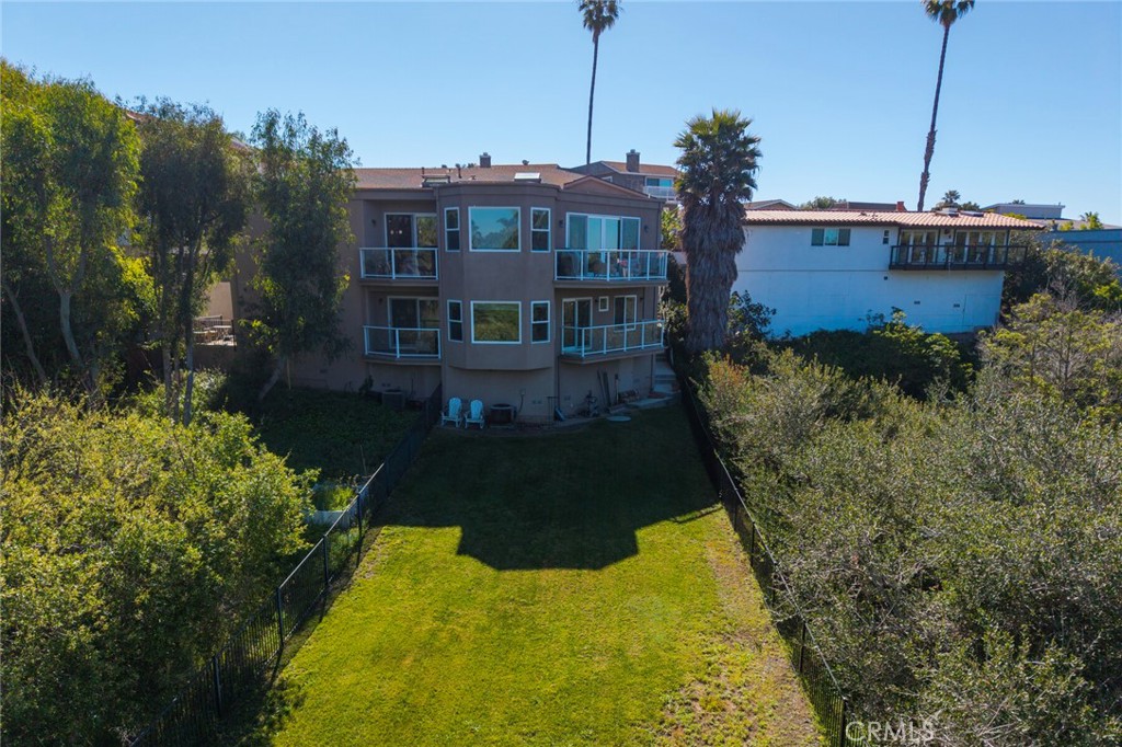 214 Avenida Montalvo 2