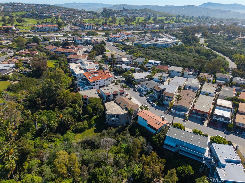 214 Avenida Montalvo 2