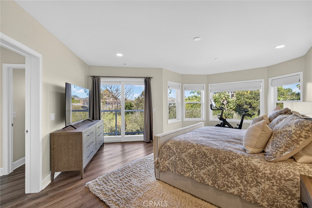 214 Avenida Montalvo 2