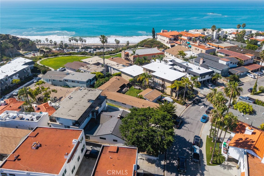 237 Avenida Montalvo A
