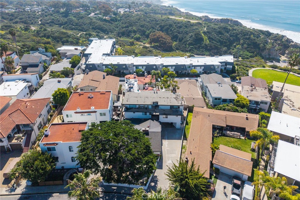 237 Avenida Montalvo A