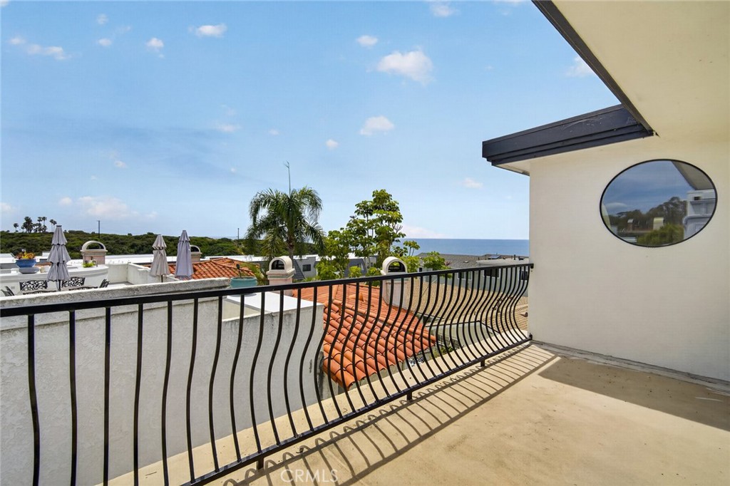 237 Avenida Montalvo B