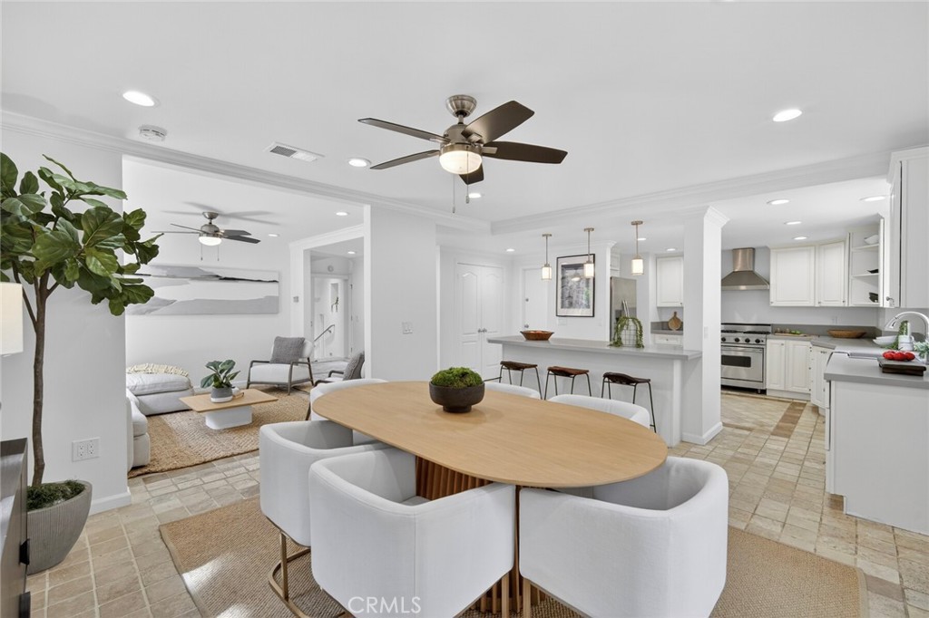 431 Nyes Place