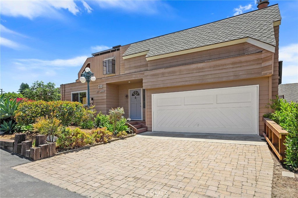 390 Saint Anns Drive