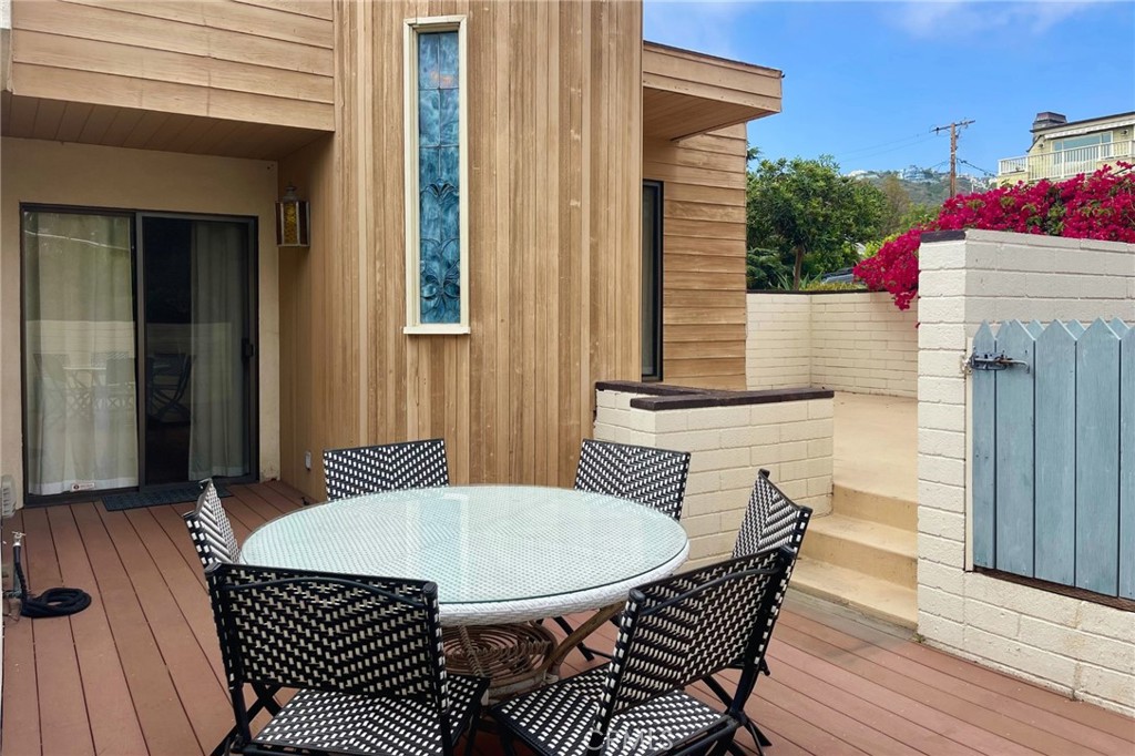 390 Saint Anns Drive