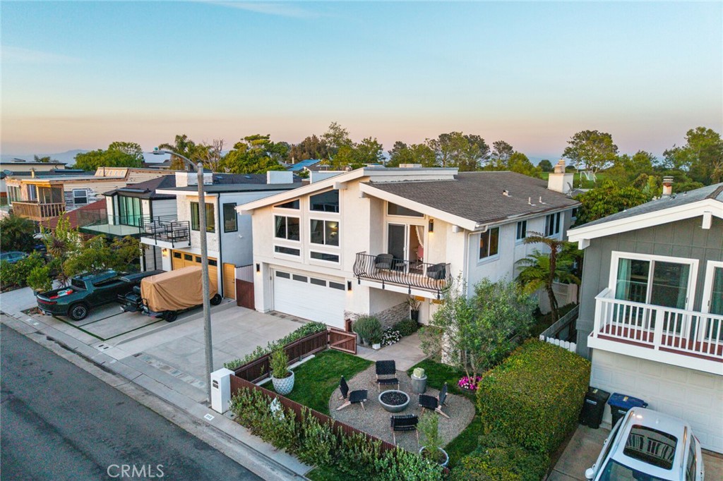956 Tia Juana