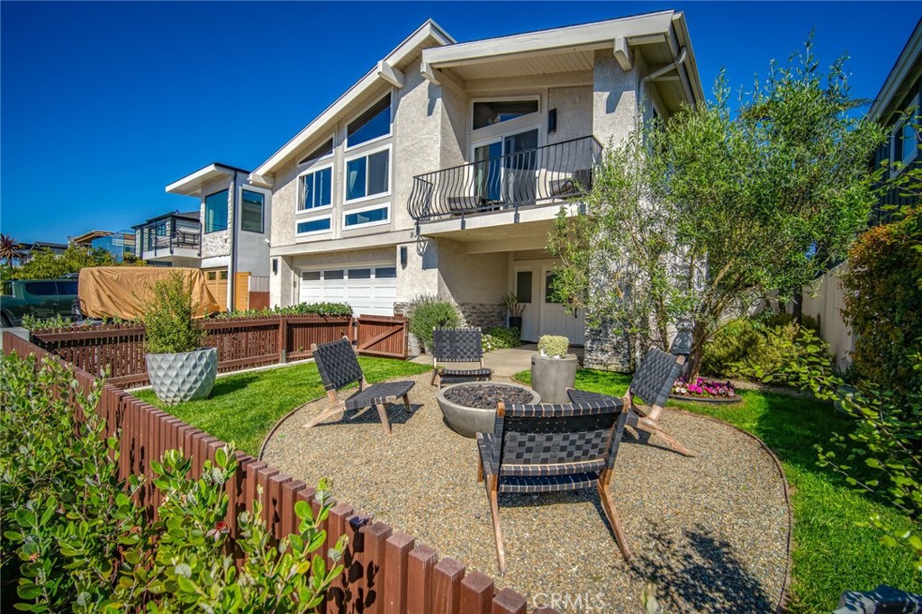 956 Tia Juana