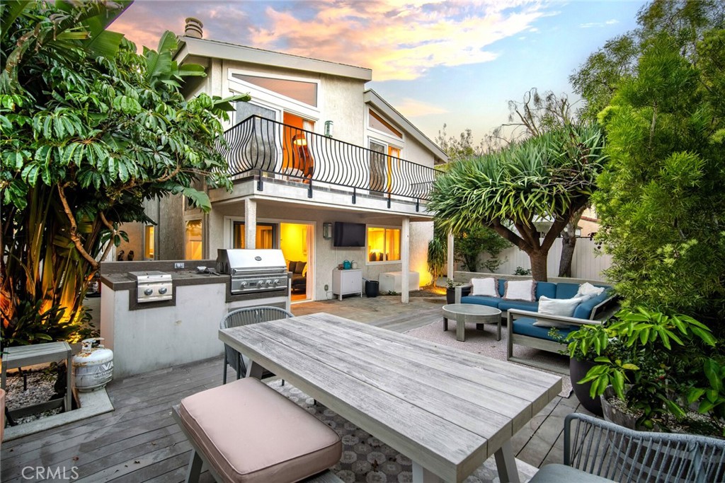 956 Tia Juana