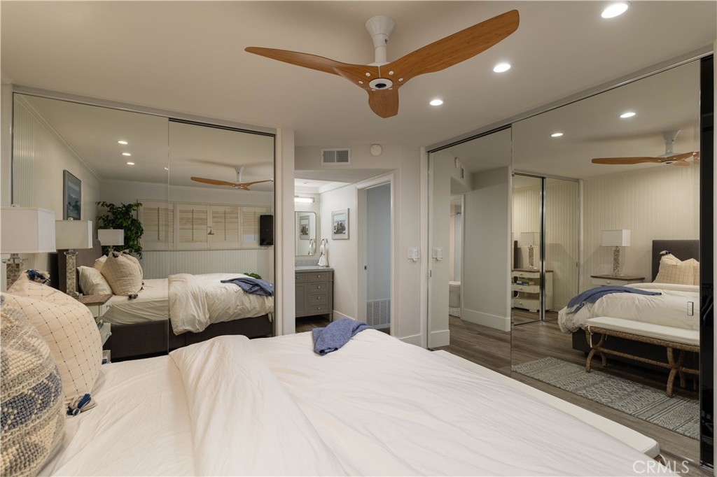 423 Avenida Granada 2