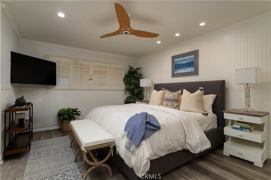 423 Avenida Granada 2