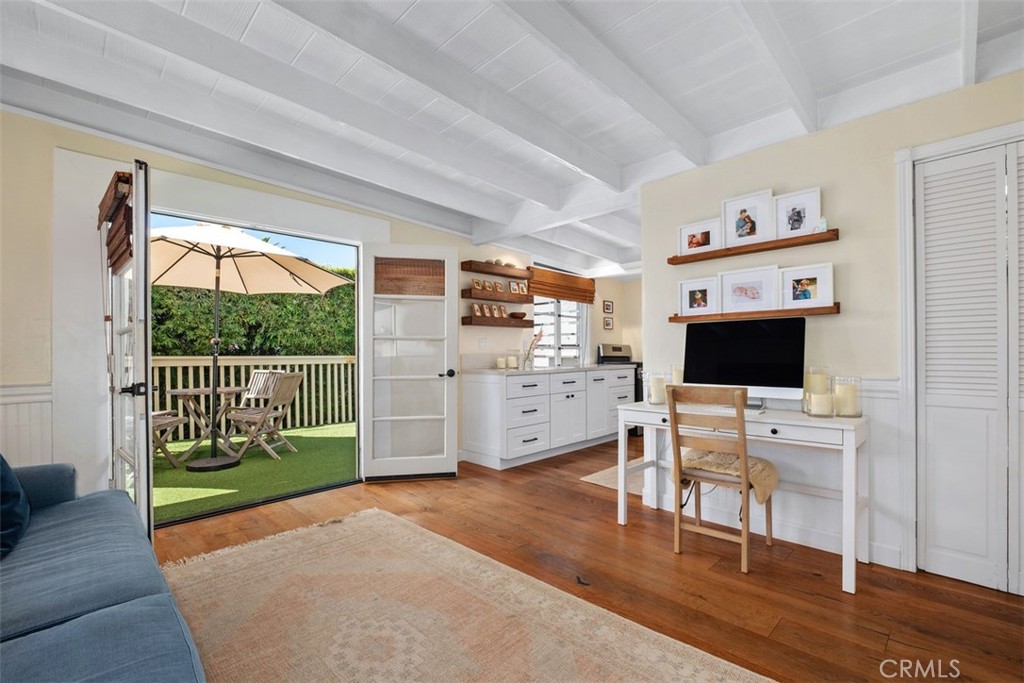 31886 Hillside