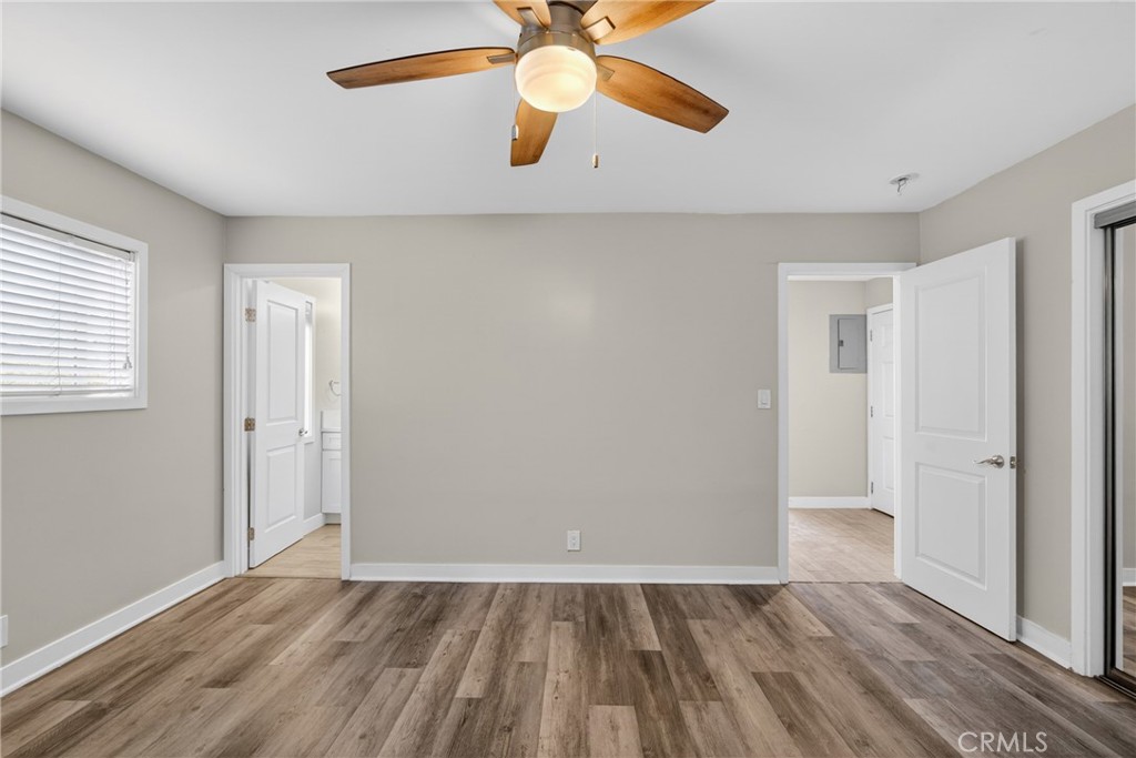 222 Arch 1