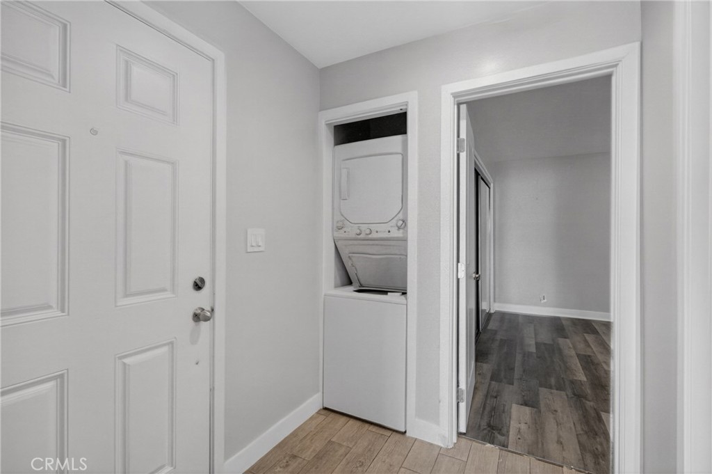 222 Arch 1