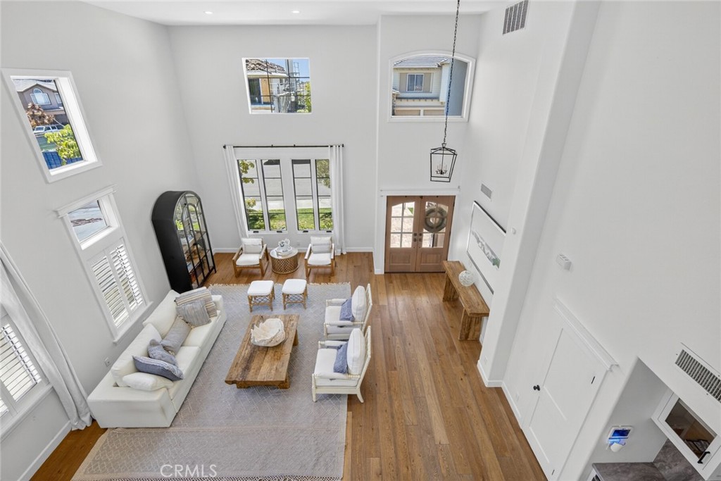 33 Brownsbury