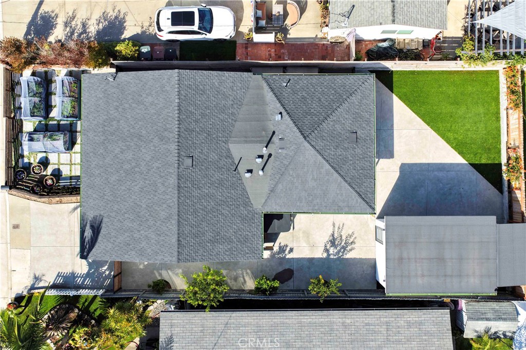 110 Avenida Carmelo