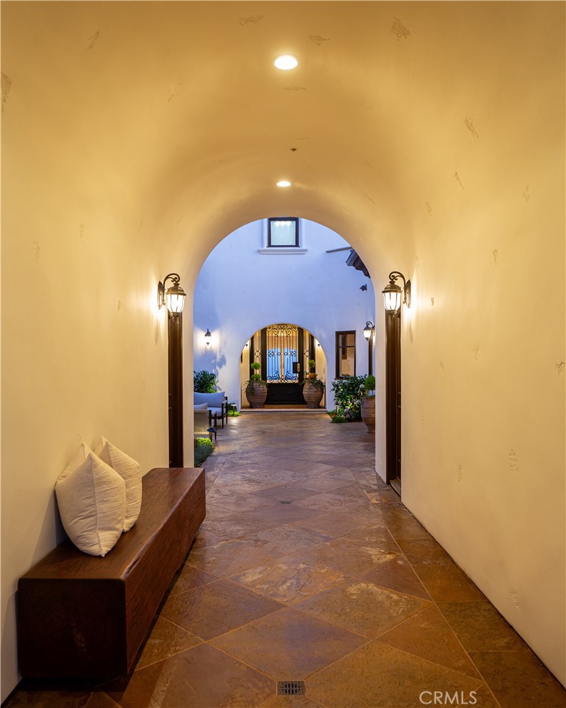 24352 Santa Clara