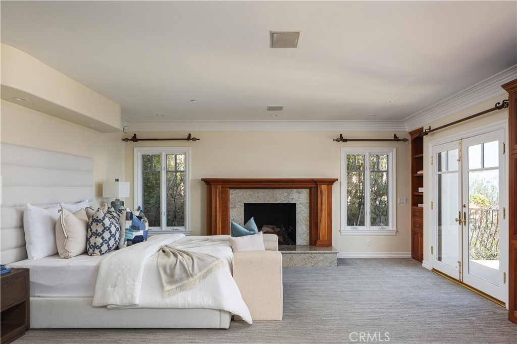 24352 Santa Clara