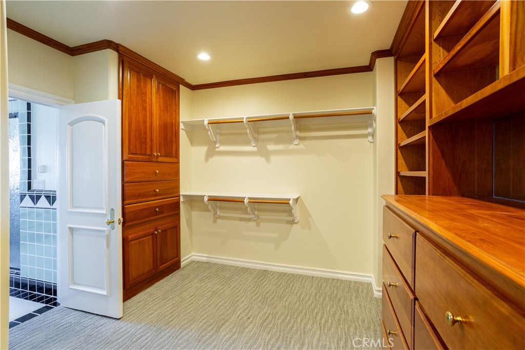 24352 Santa Clara