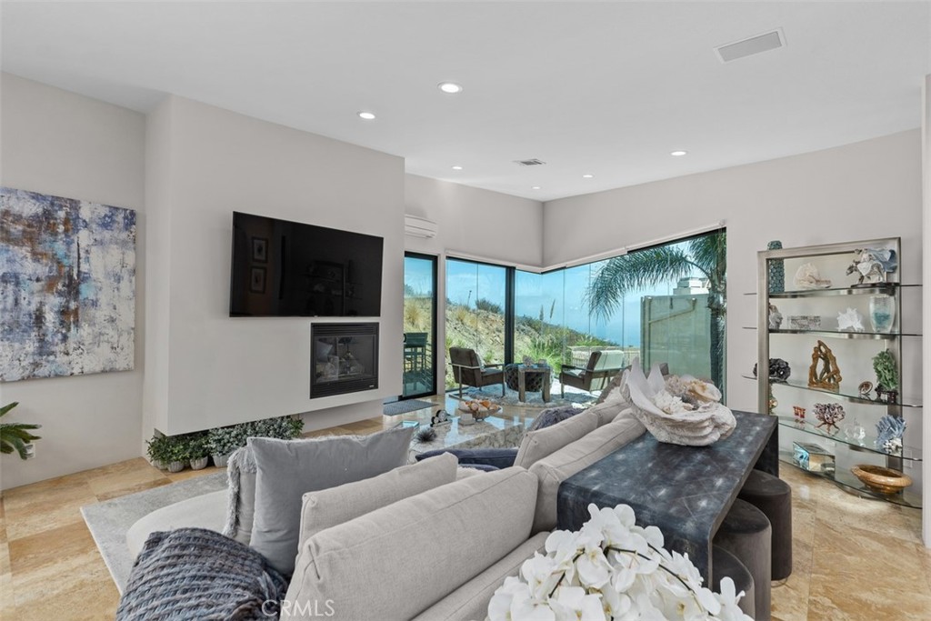 616 Bolsana Drive