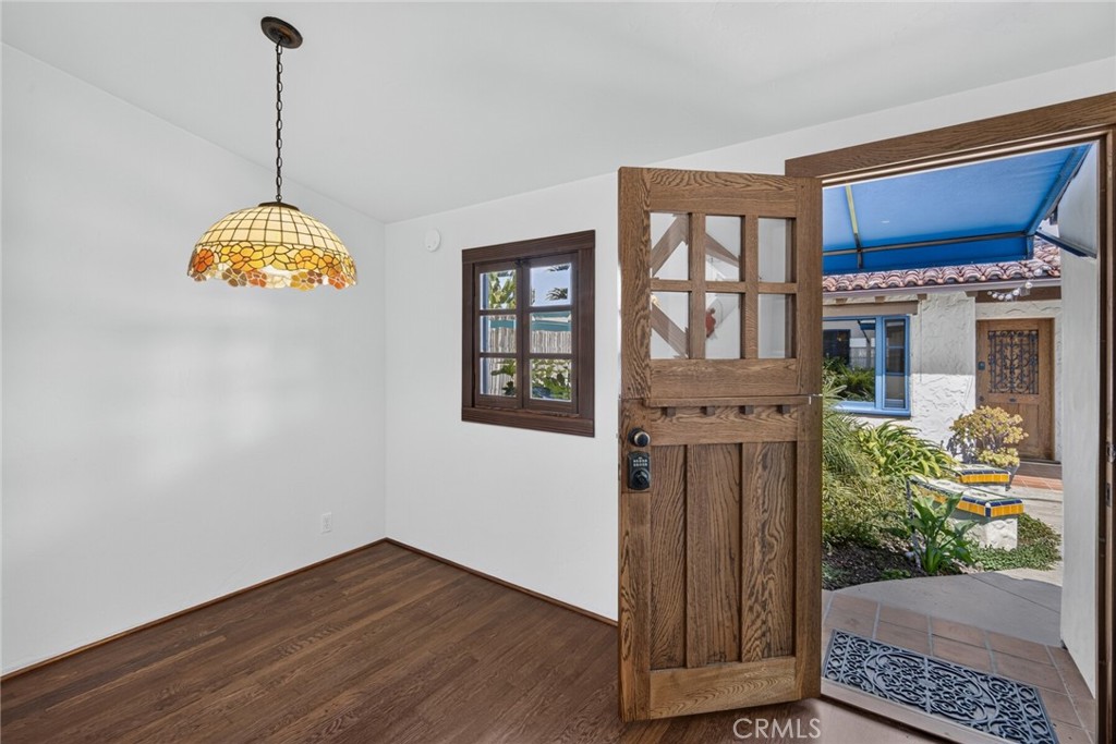 140 Avenida Miramar