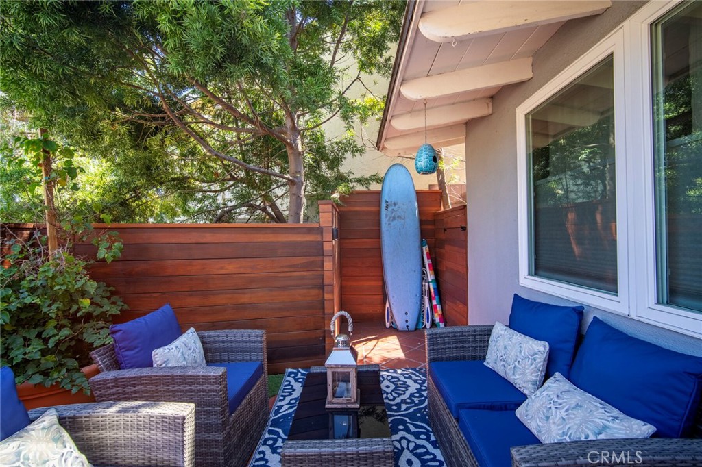 33921 Robles C