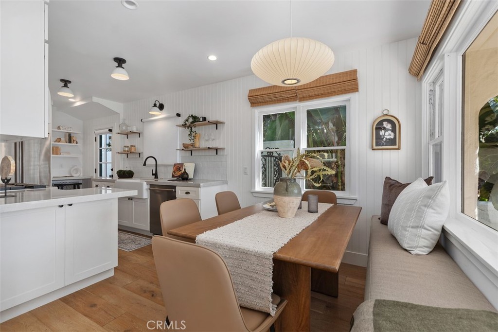 1136 Catalina