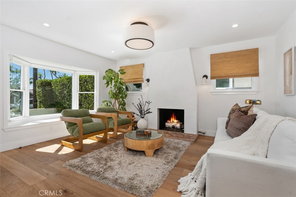 1136 Catalina
