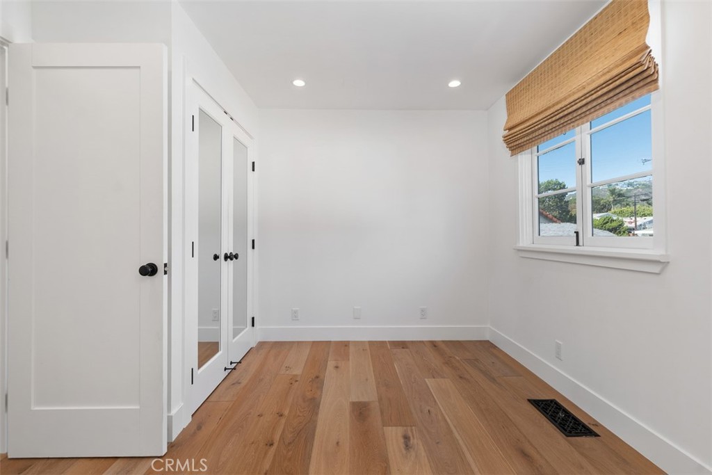 1136 Catalina