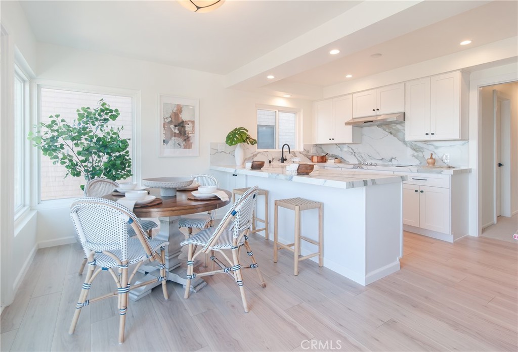 251 Lower Cliff Drive 8