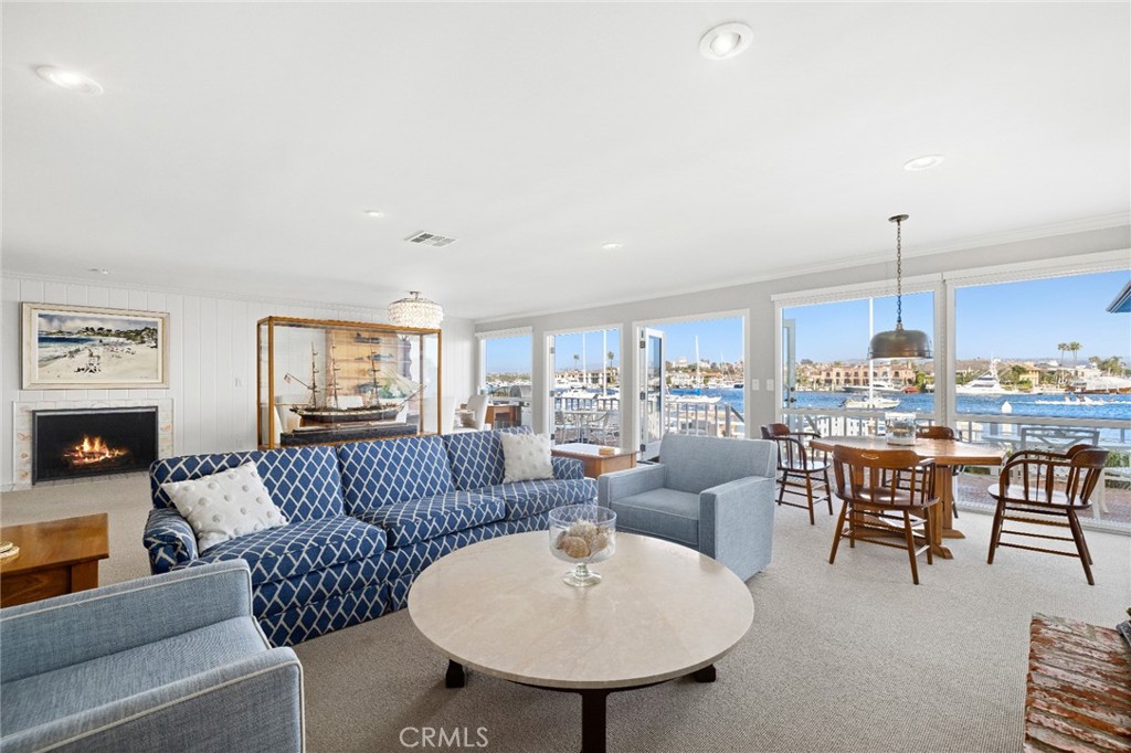 2732 Bayshore Drive