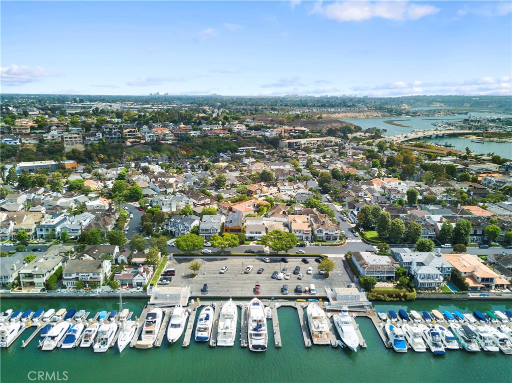2732 Bayshore Drive