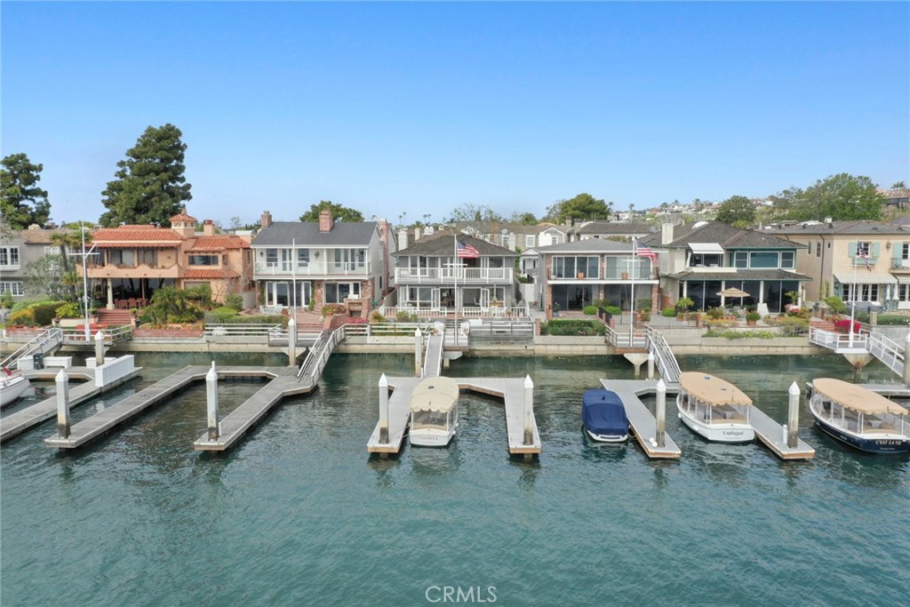 2732 Bayshore Drive