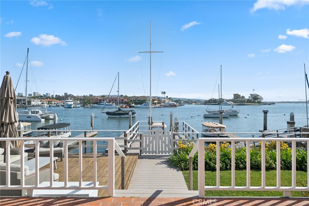 2732 Bayshore Drive