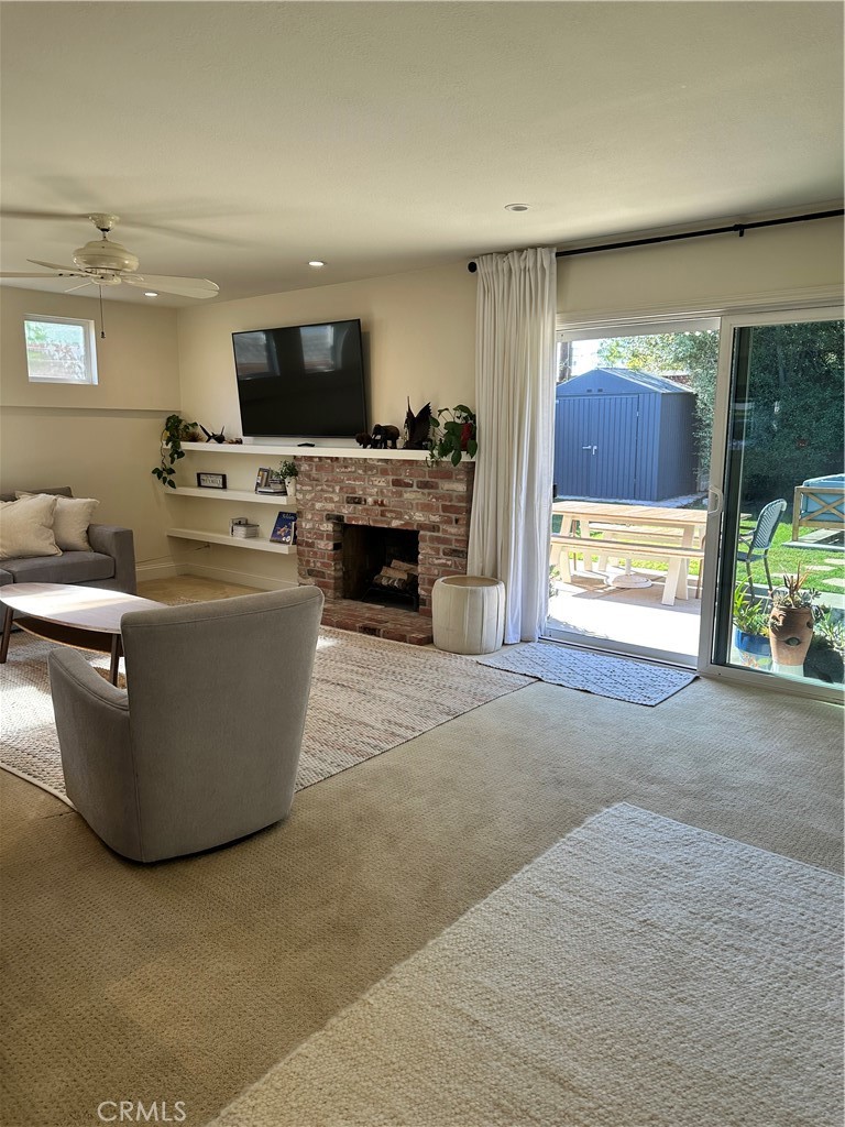 2925 Chestnut Street