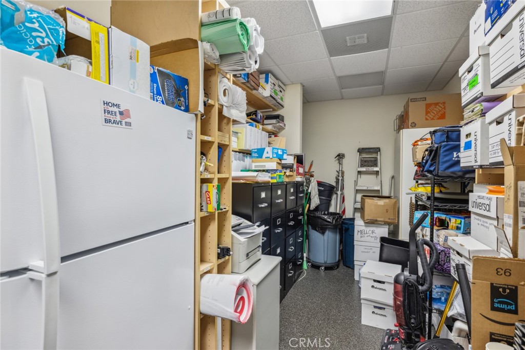 755 W 17th Street Unit: A