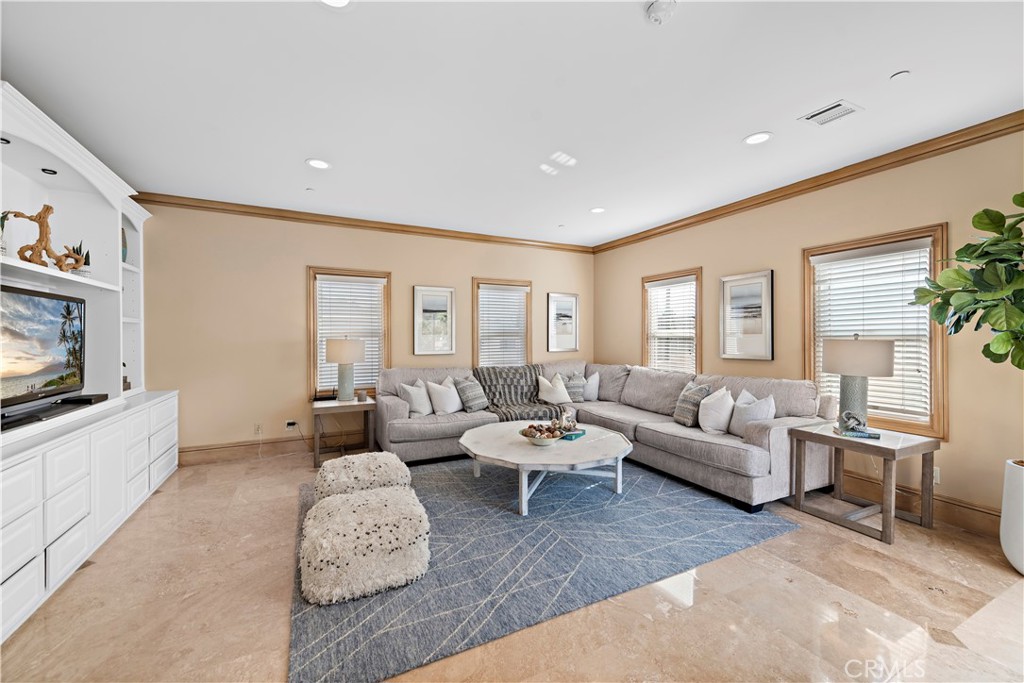 514 Westminster Avenue