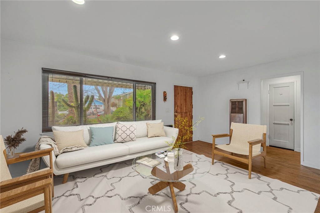 2130 Monrovia Avenue