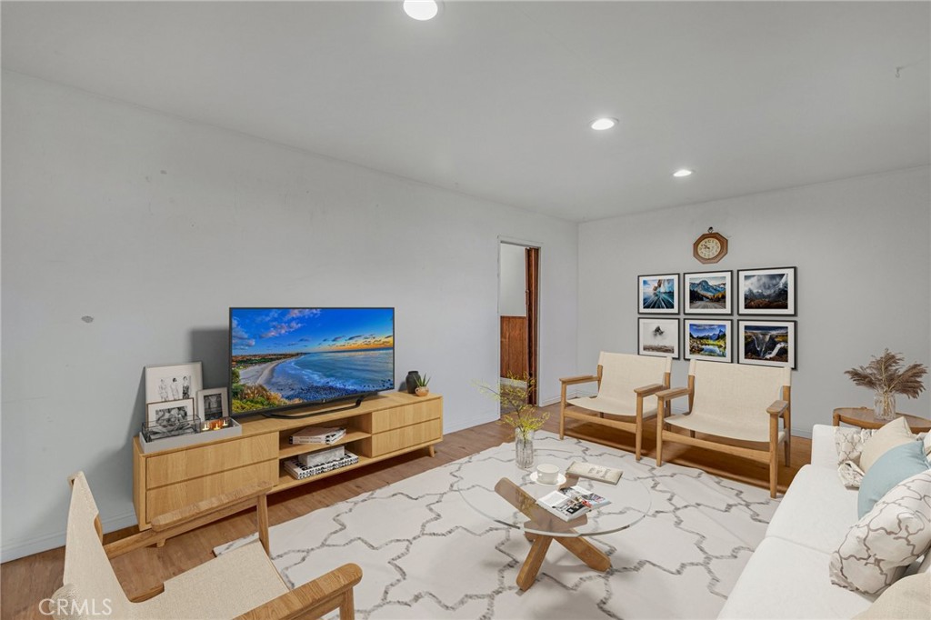 2130 Monrovia Avenue