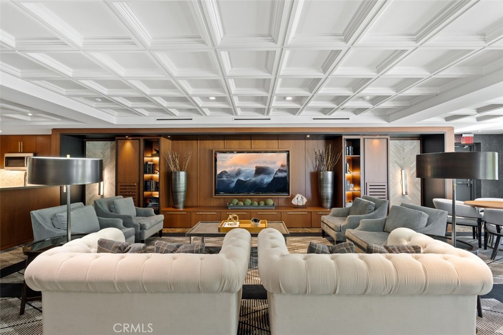 1205 Pacific Highway 301