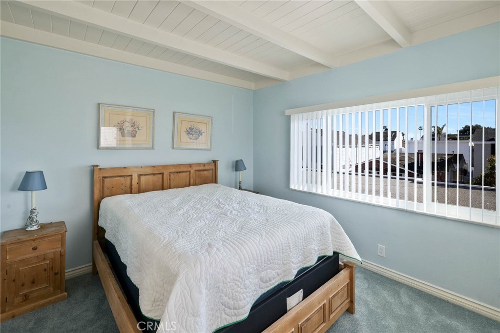 1510 1/2 Abalone Place