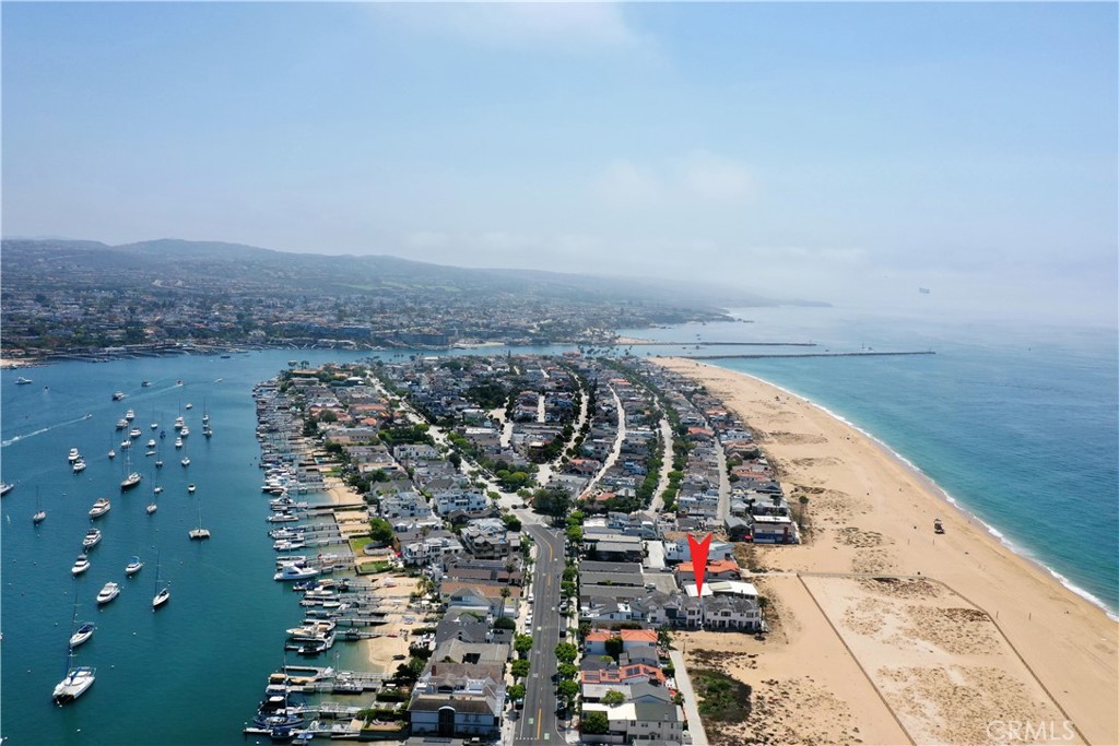 1319 E Balboa Blvd Boulevard C