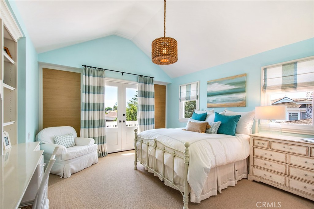 424 Snug Harbor Road