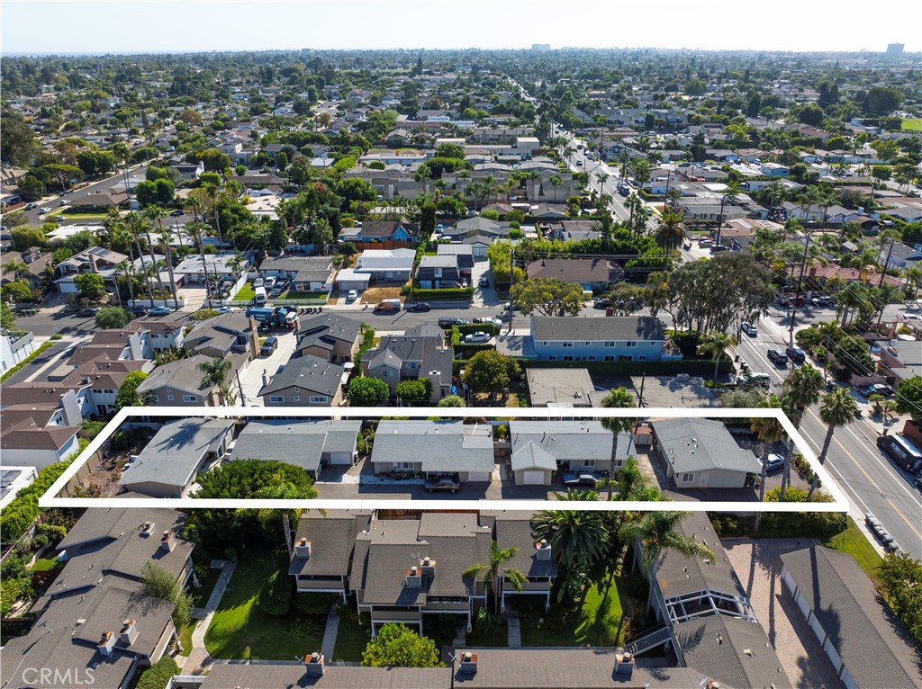 2422 Santa Ana Avenue