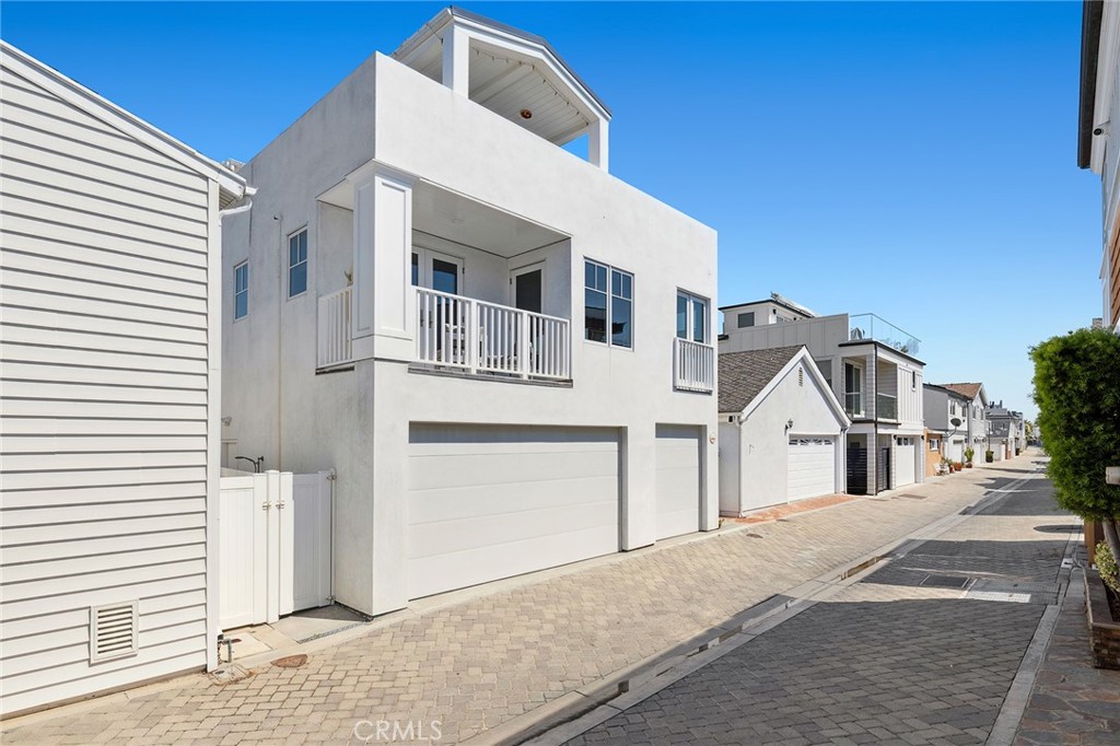 1505 E Ocean Boulevard