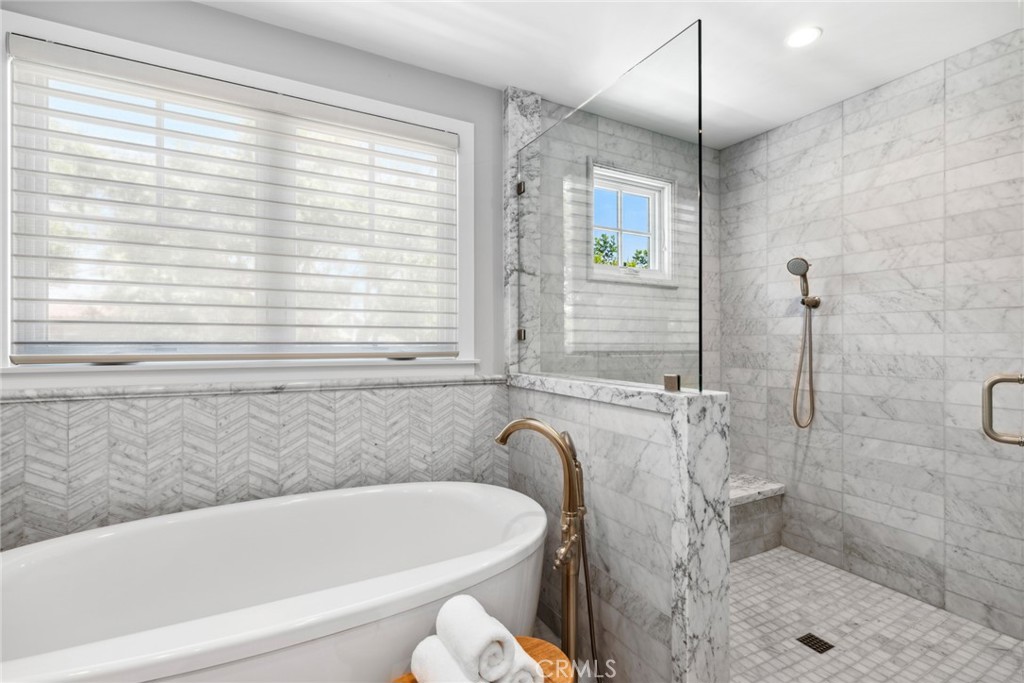 1505 E Ocean Boulevard